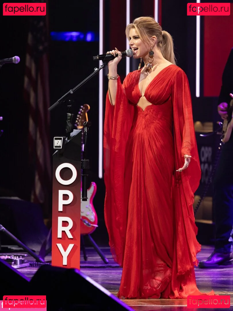 Jessica Simpson Onlyfans Photo Gallery 