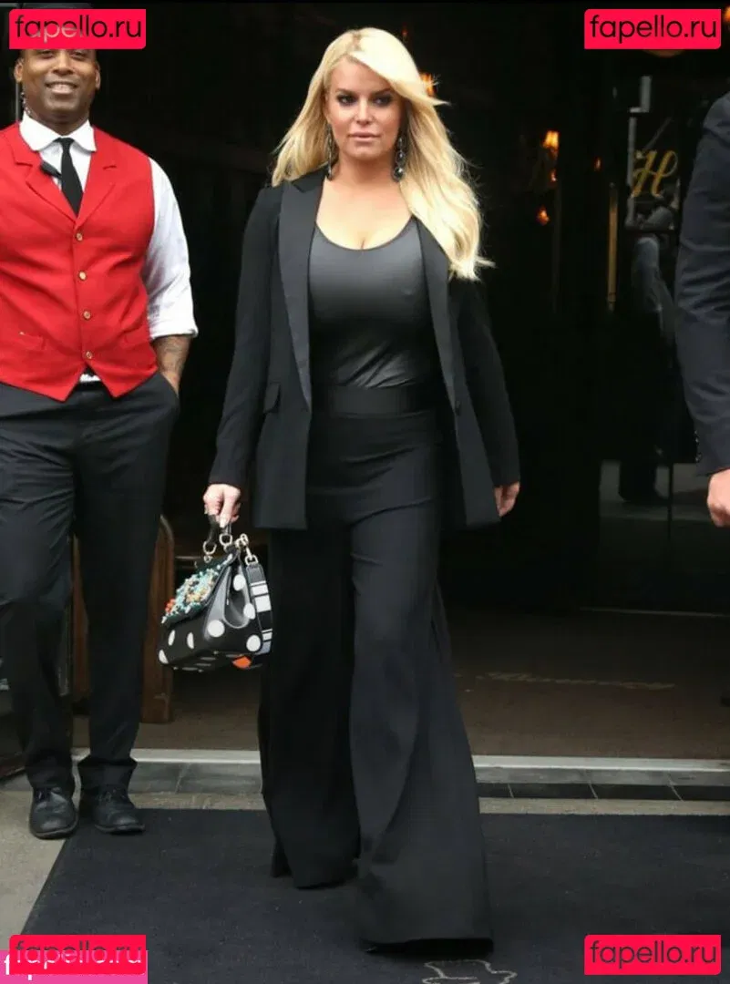 Jessica Simpson Onlyfans Photo Gallery 