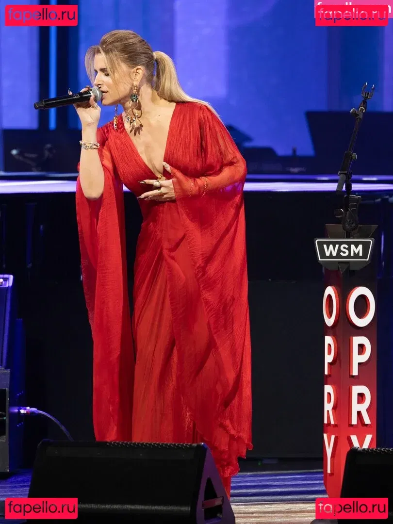 Jessica Simpson Onlyfans Photo Gallery 