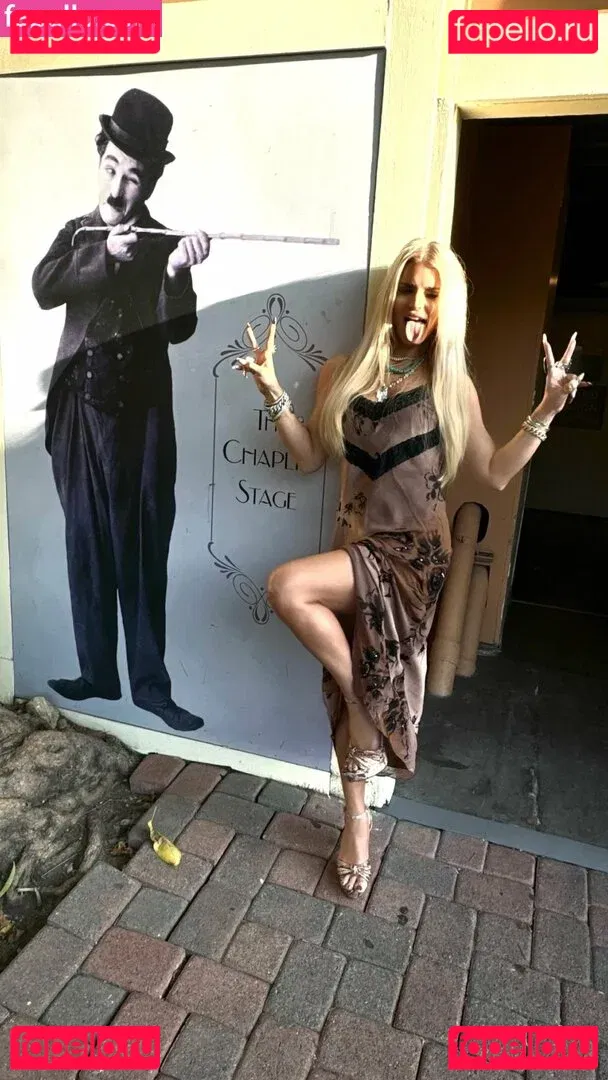 Jessica Simpson Onlyfans Photo Gallery 