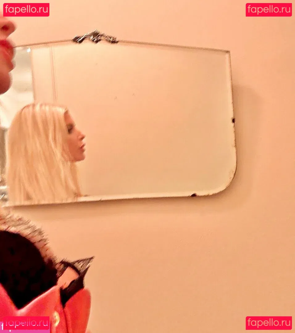 Jessica Simpson Onlyfans Photo Gallery 