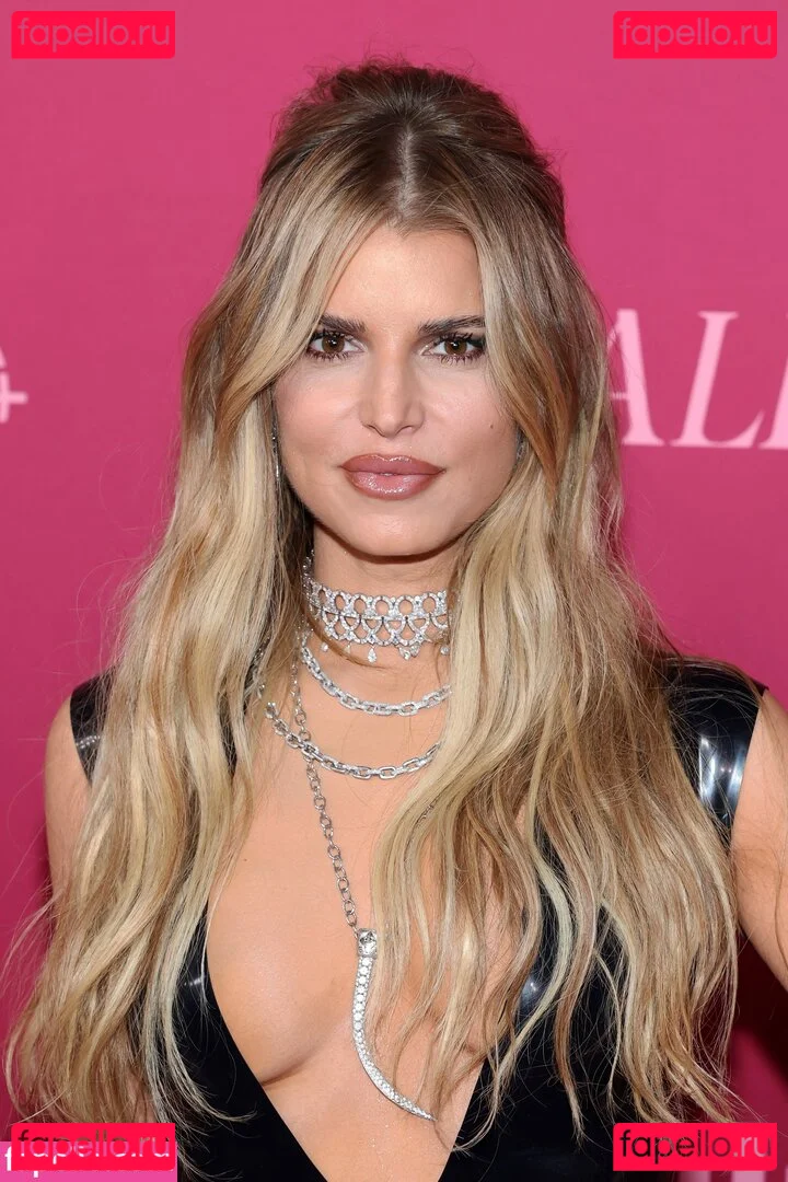 Jessica Simpson Onlyfans Photo Gallery 