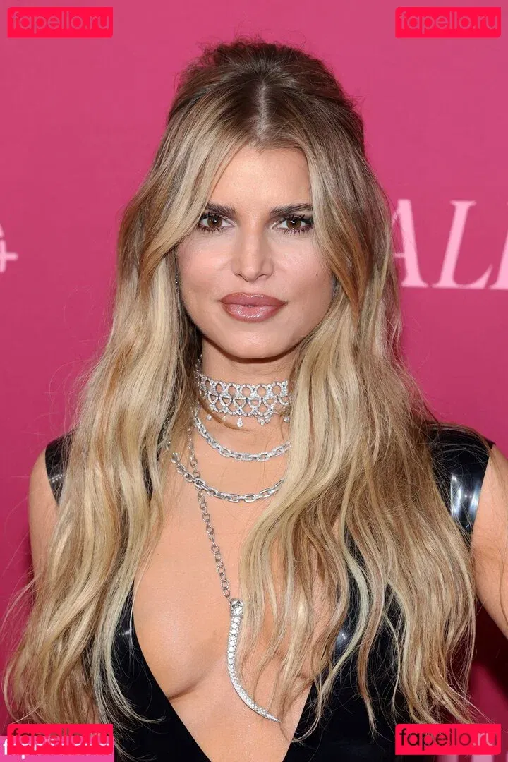 Jessica Simpson Onlyfans Photo Gallery 