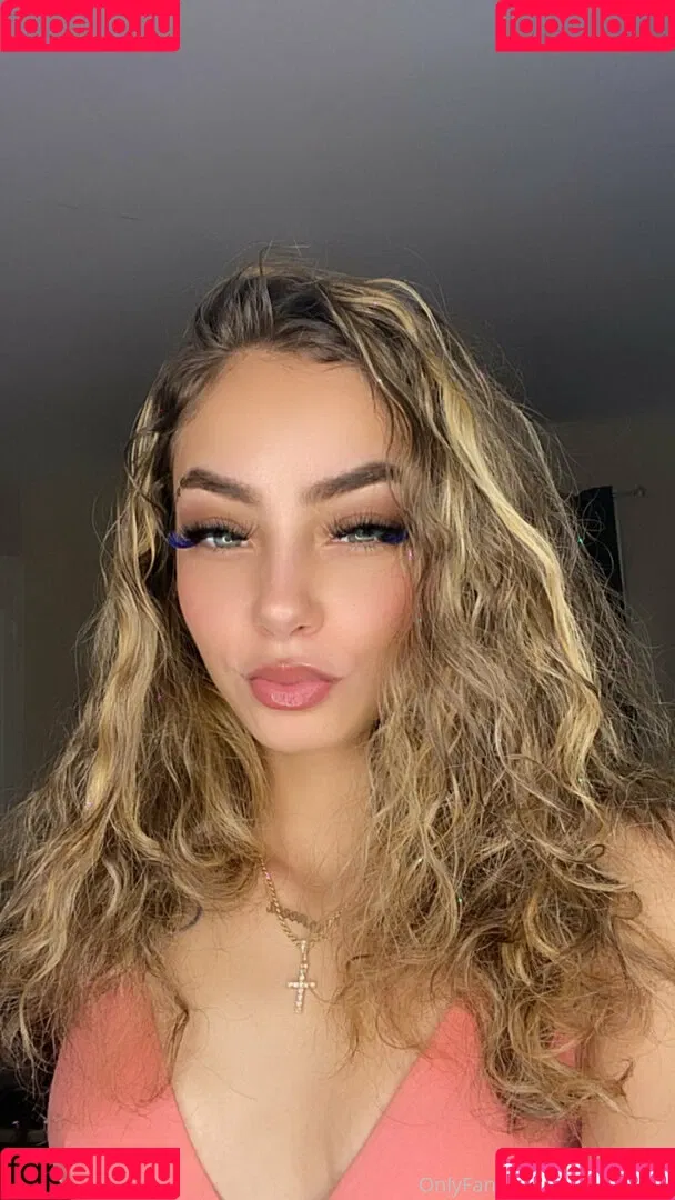 neesababyy Onlyfans Photo Gallery 