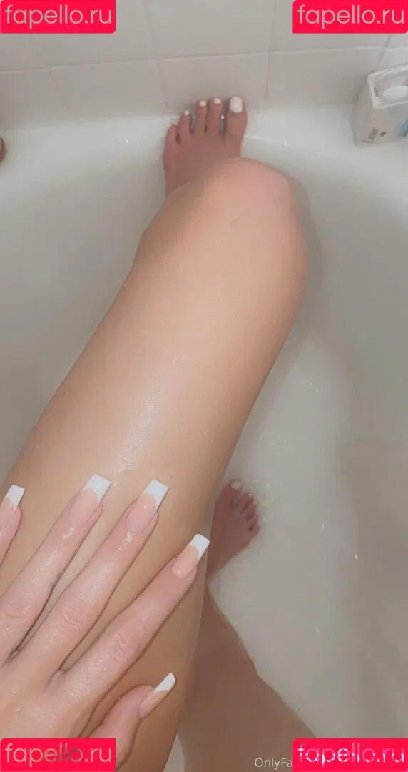 neesababyy Onlyfans Photo Gallery 