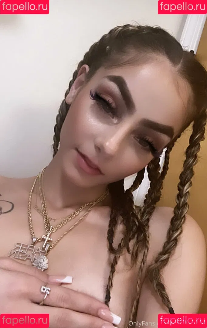 neesababyy Onlyfans Photo Gallery 