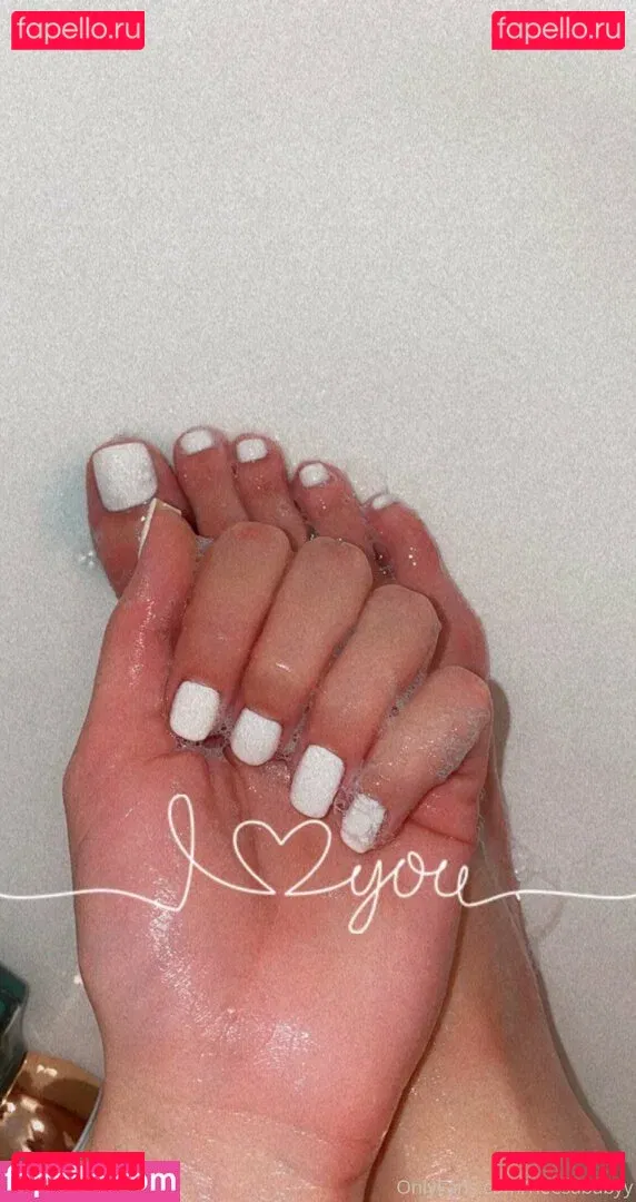 neesababyy Onlyfans Photo Gallery 