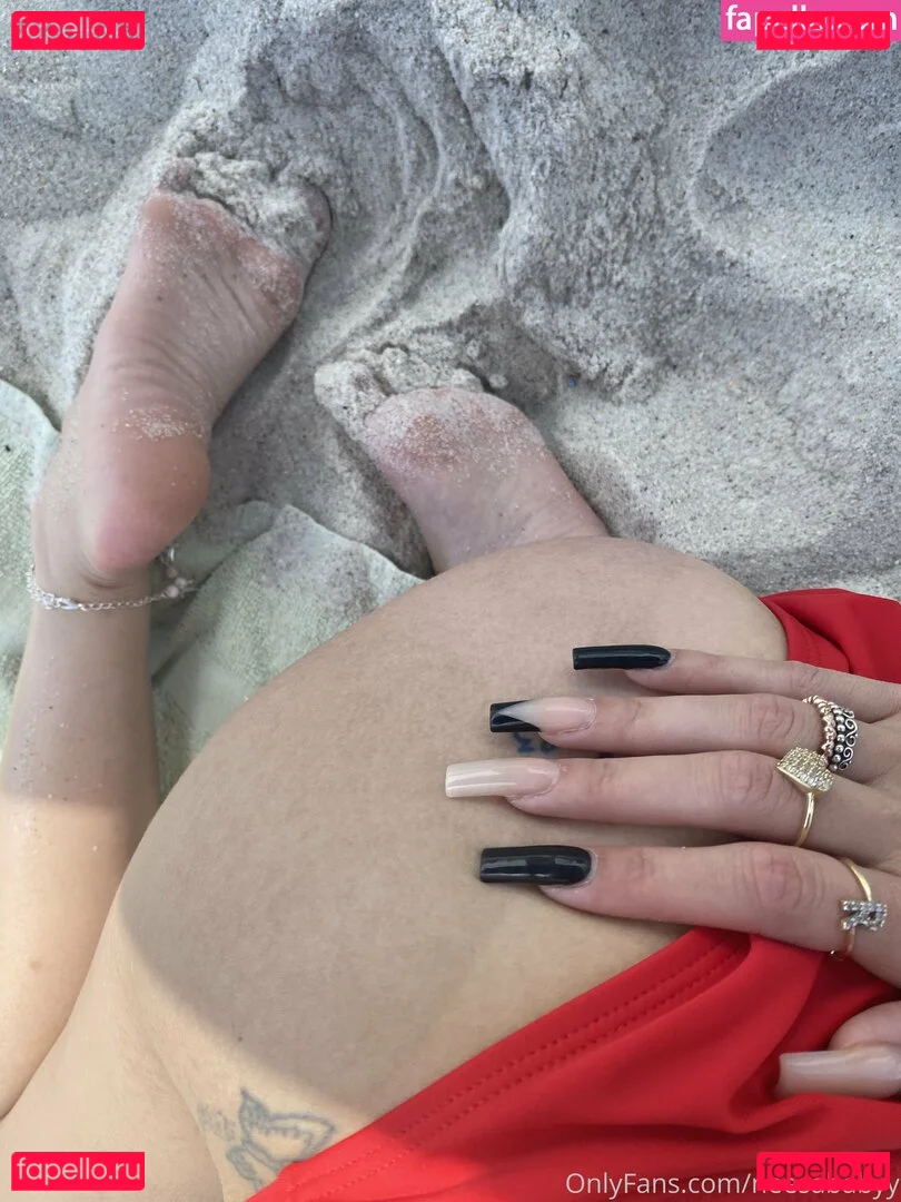 neesababyy Onlyfans Photo Gallery 