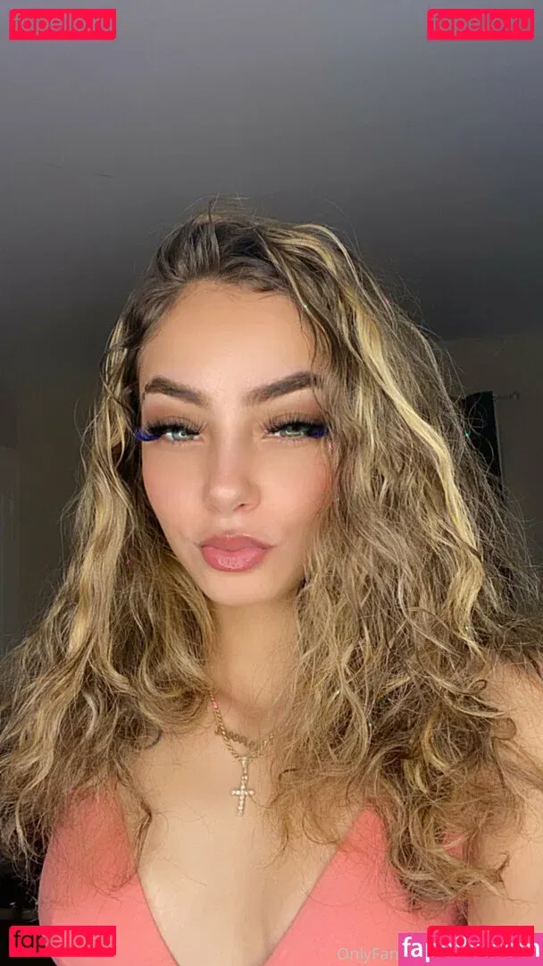 neesababyy Onlyfans Photo Gallery 