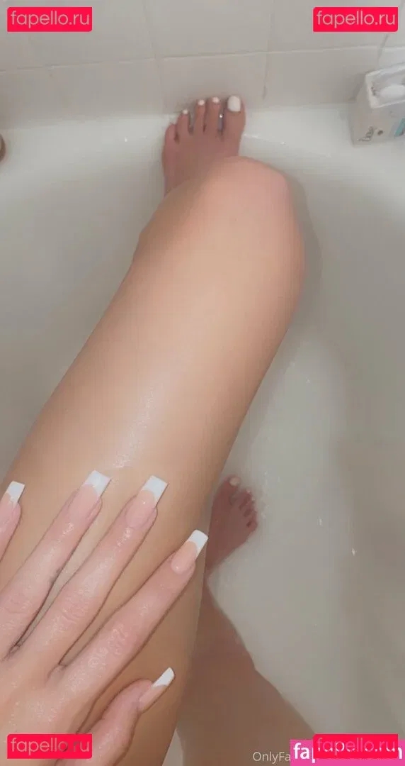 neesababyy Onlyfans Photo Gallery 