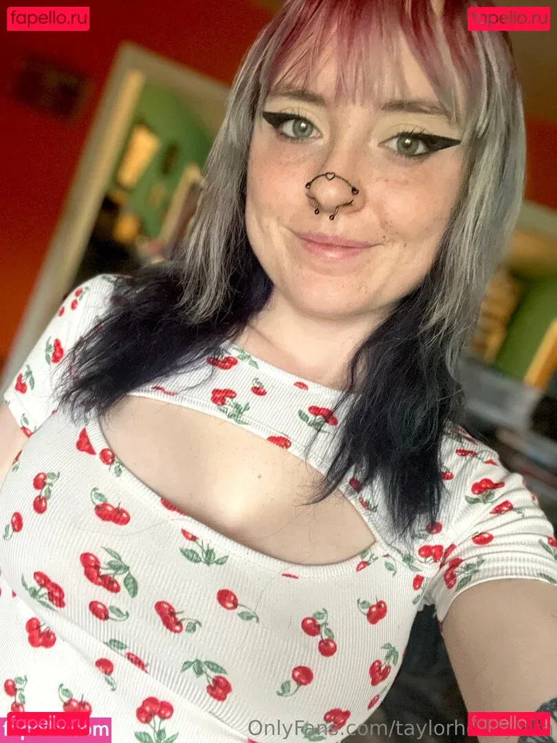 taylorhoneybun Onlyfans Photo Gallery 