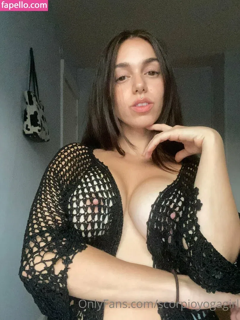 Bendy Lola Onlyfans Photo Gallery 