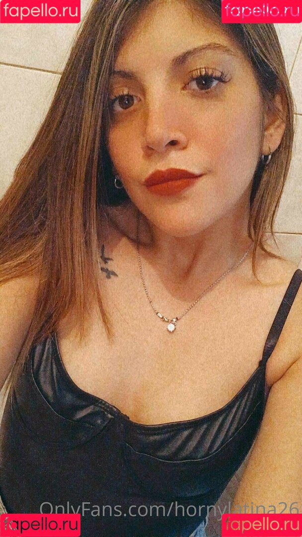 hornylatina26 Onlyfans Photo Gallery 