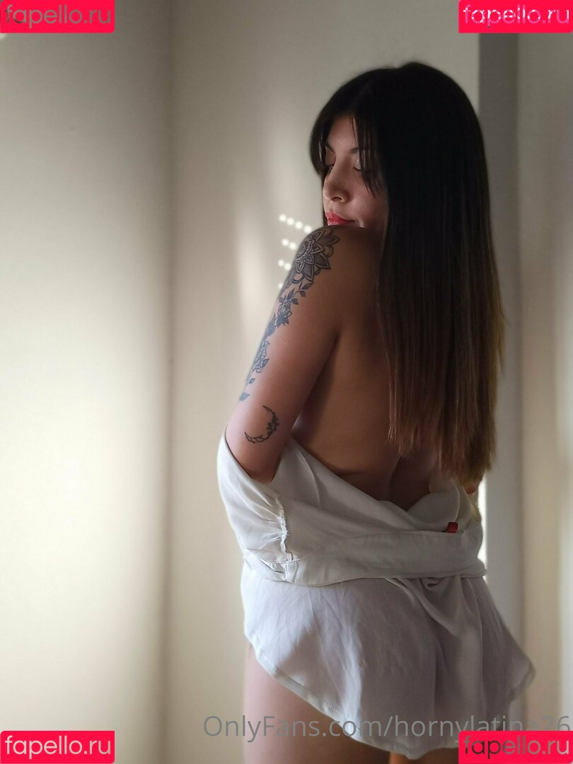 hornylatina26 Onlyfans Photo Gallery 