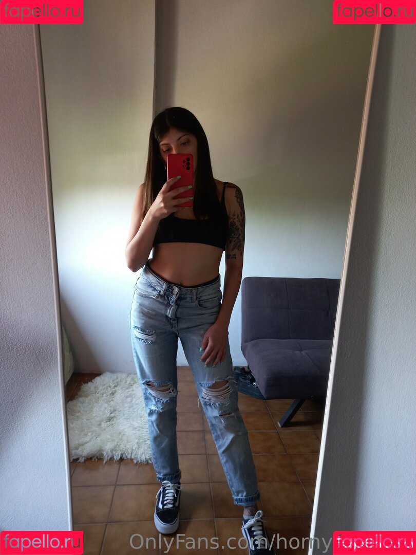 hornylatina26 Onlyfans Photo Gallery 