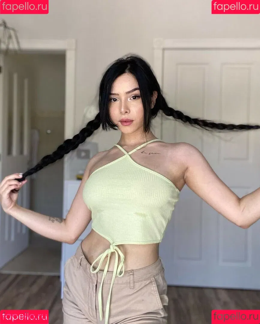 Eduarda Yuni Onlyfans Photo Gallery 