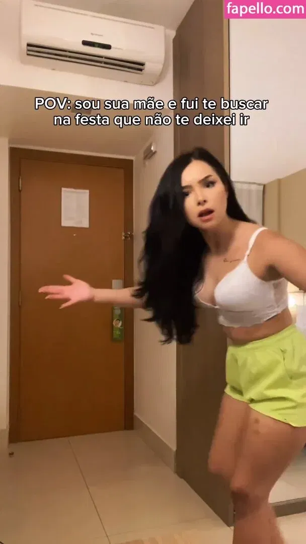 Eduarda Yuni Onlyfans Photo Gallery 