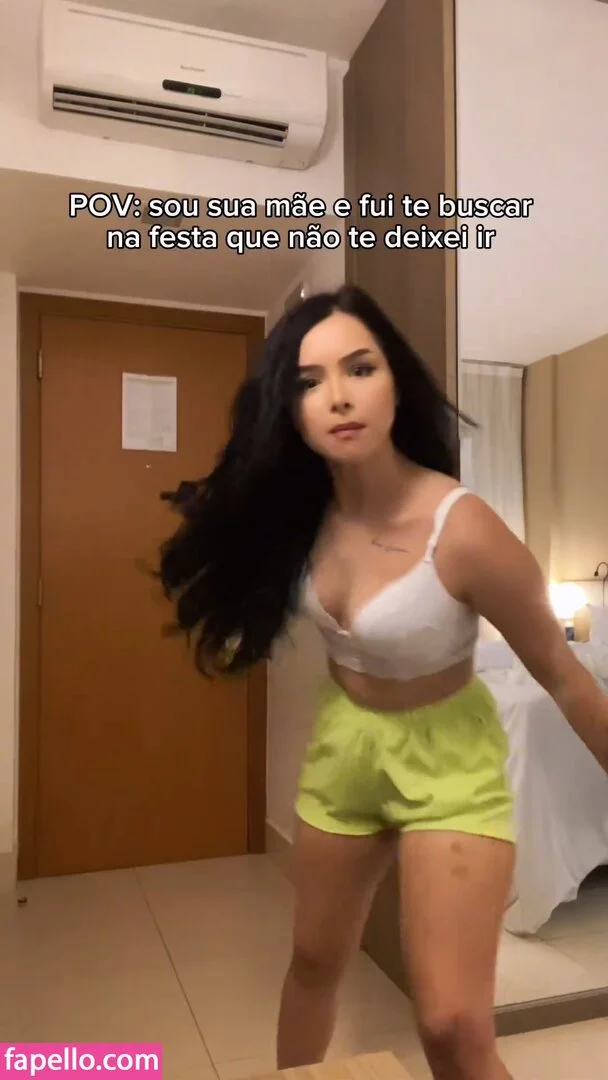 Eduarda Yuni Onlyfans Photo Gallery 