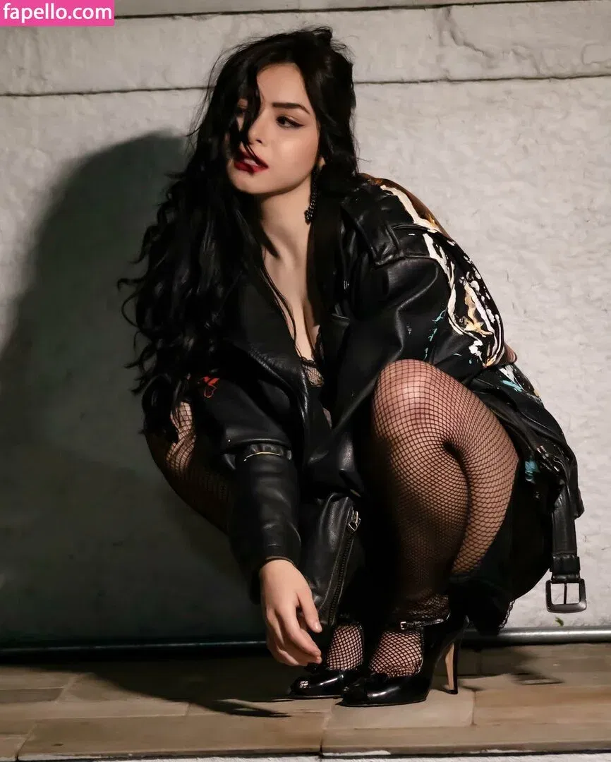 Eduarda Yuni Onlyfans Photo Gallery 