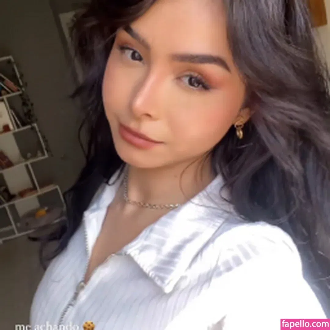 Eduarda Yuni Onlyfans Photo Gallery 