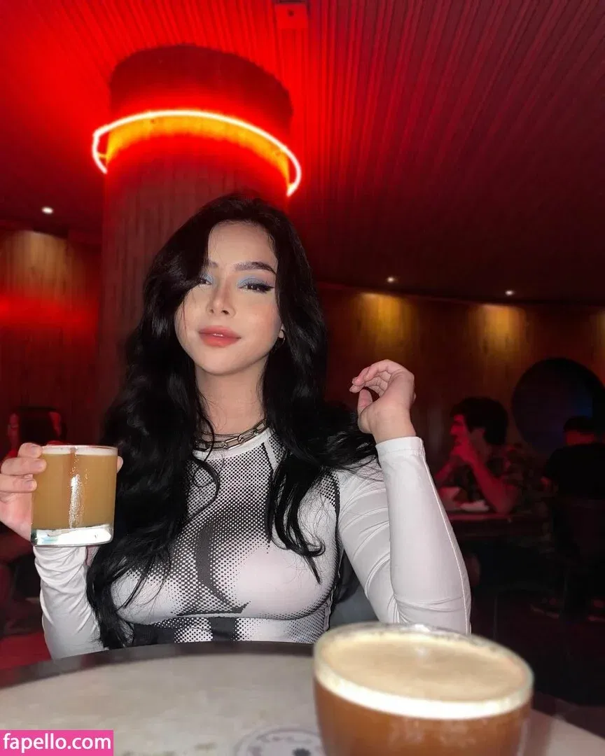 Eduarda Yuni Onlyfans Photo Gallery 