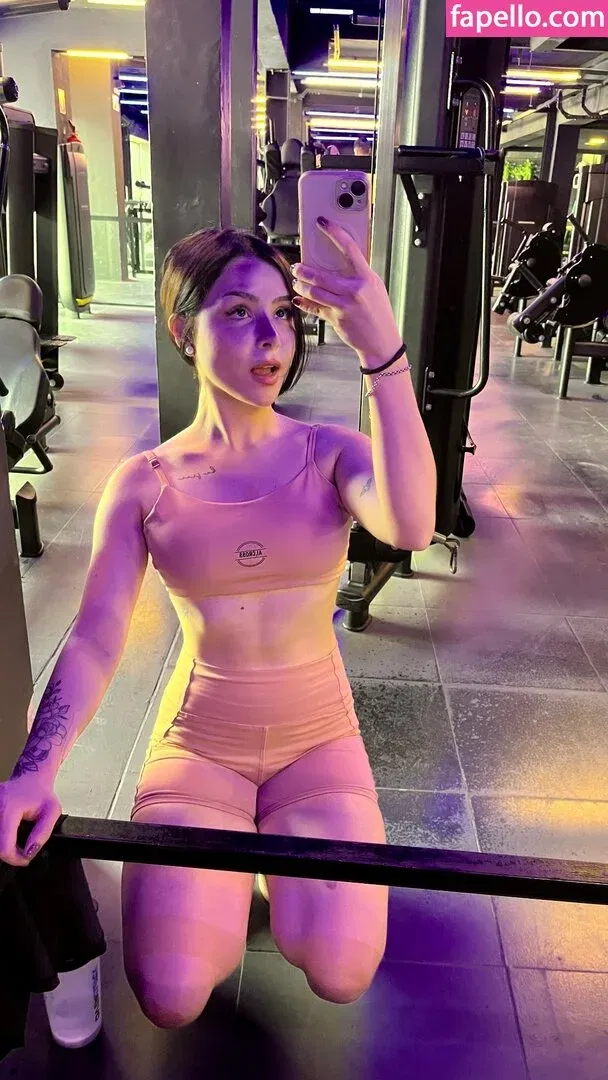 Eduarda Yuni Onlyfans Photo Gallery 