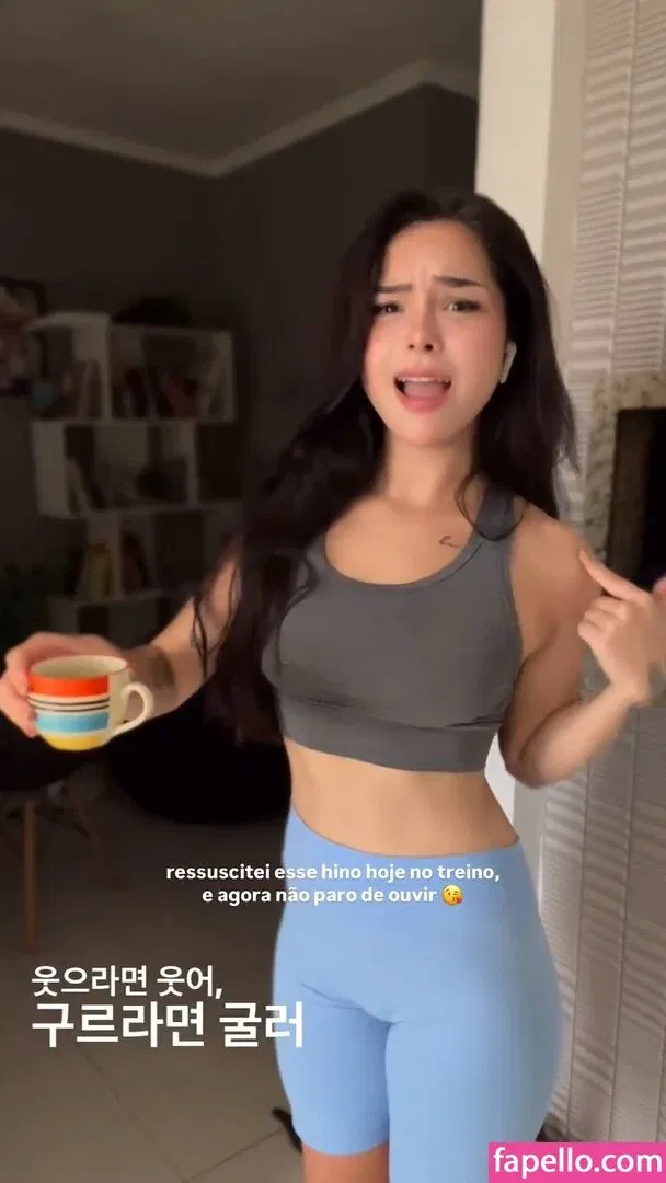 Eduarda Yuni Onlyfans Photo Gallery 