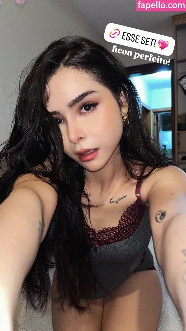 Eduarda Yuni Onlyfans Photo Gallery 