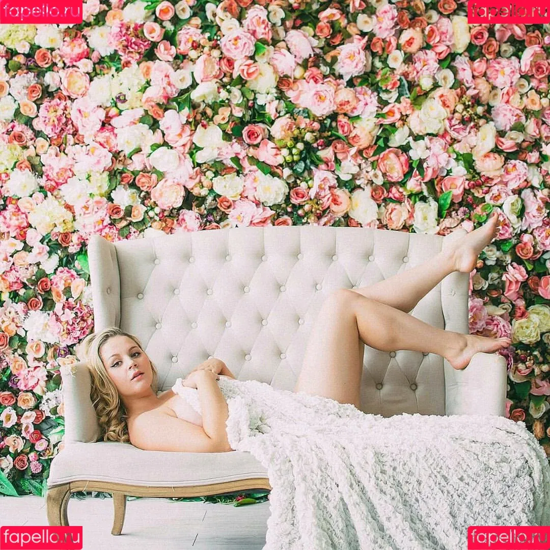 Holly Garner Onlyfans Photo Gallery 
