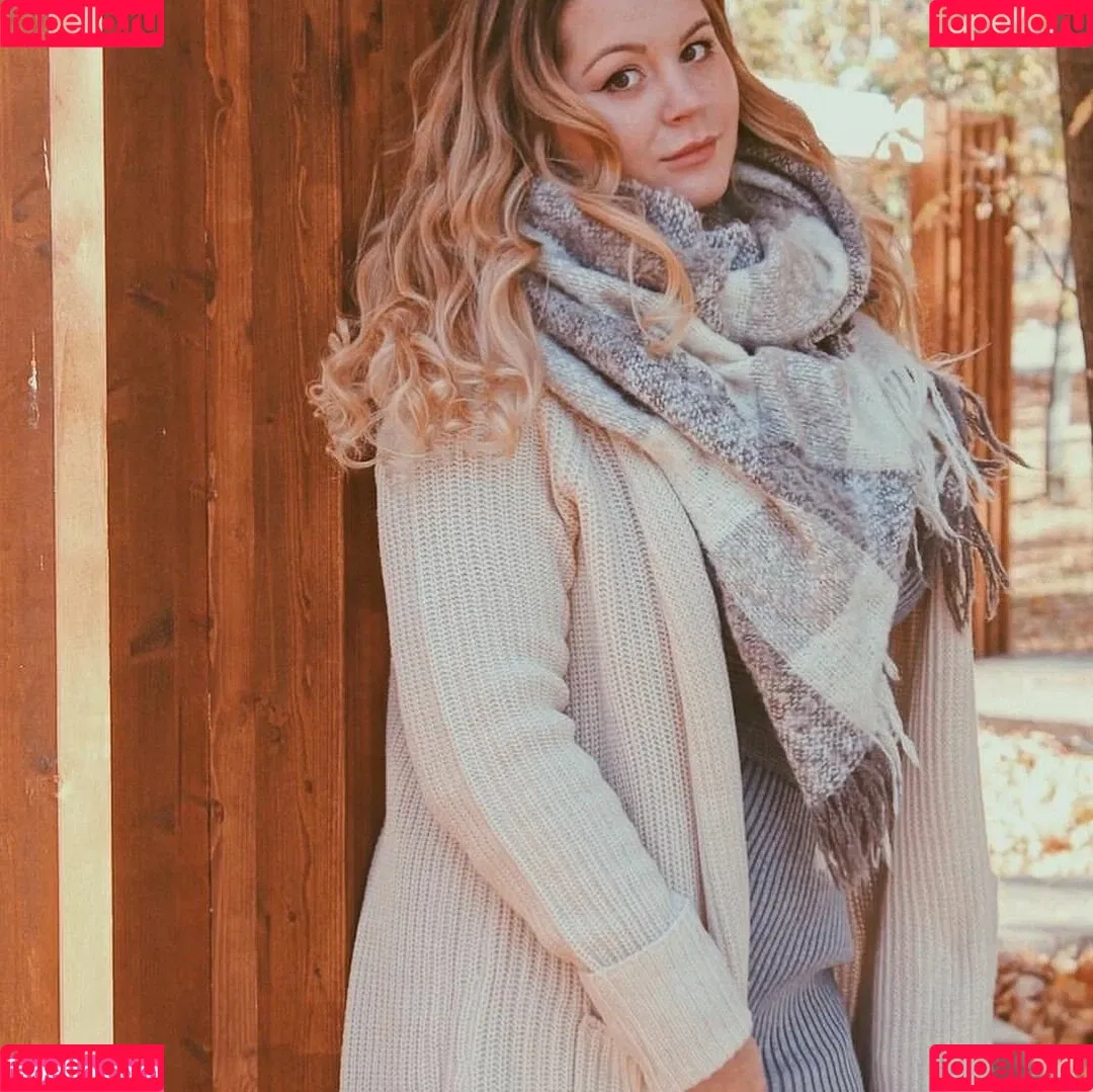 Holly Garner Onlyfans Photo Gallery 