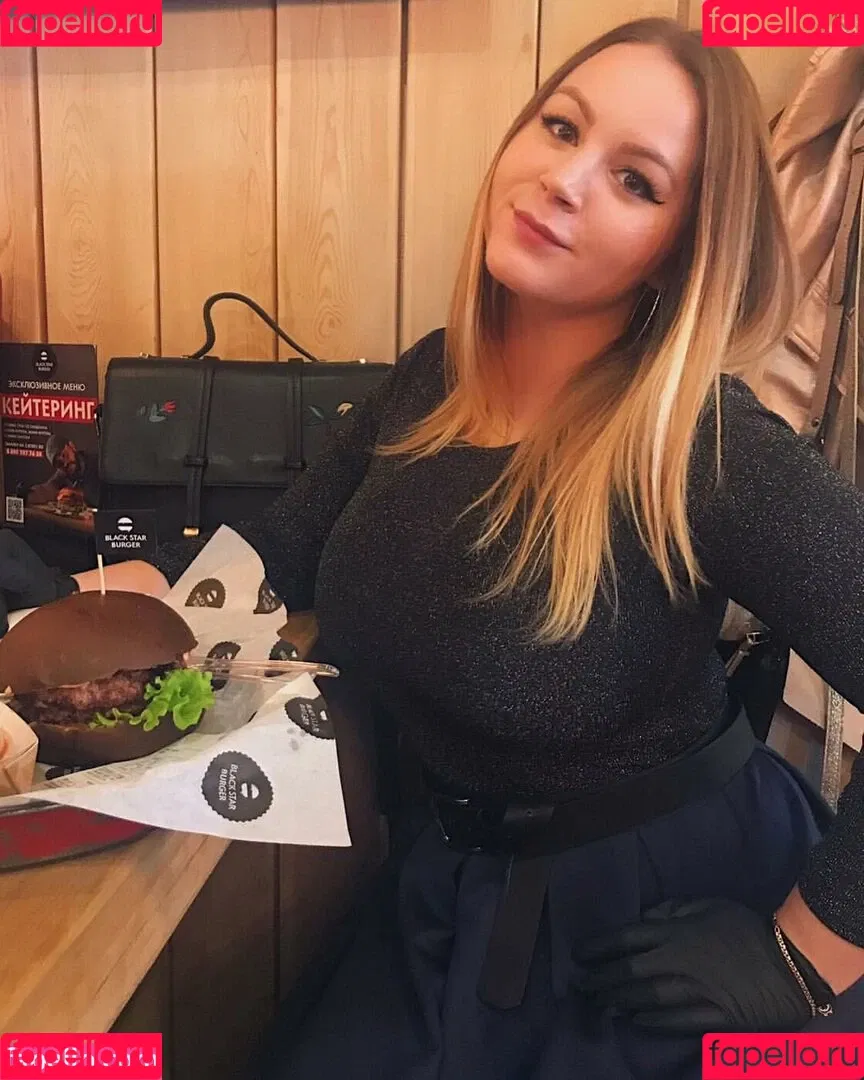 Holly Garner Onlyfans Photo Gallery 