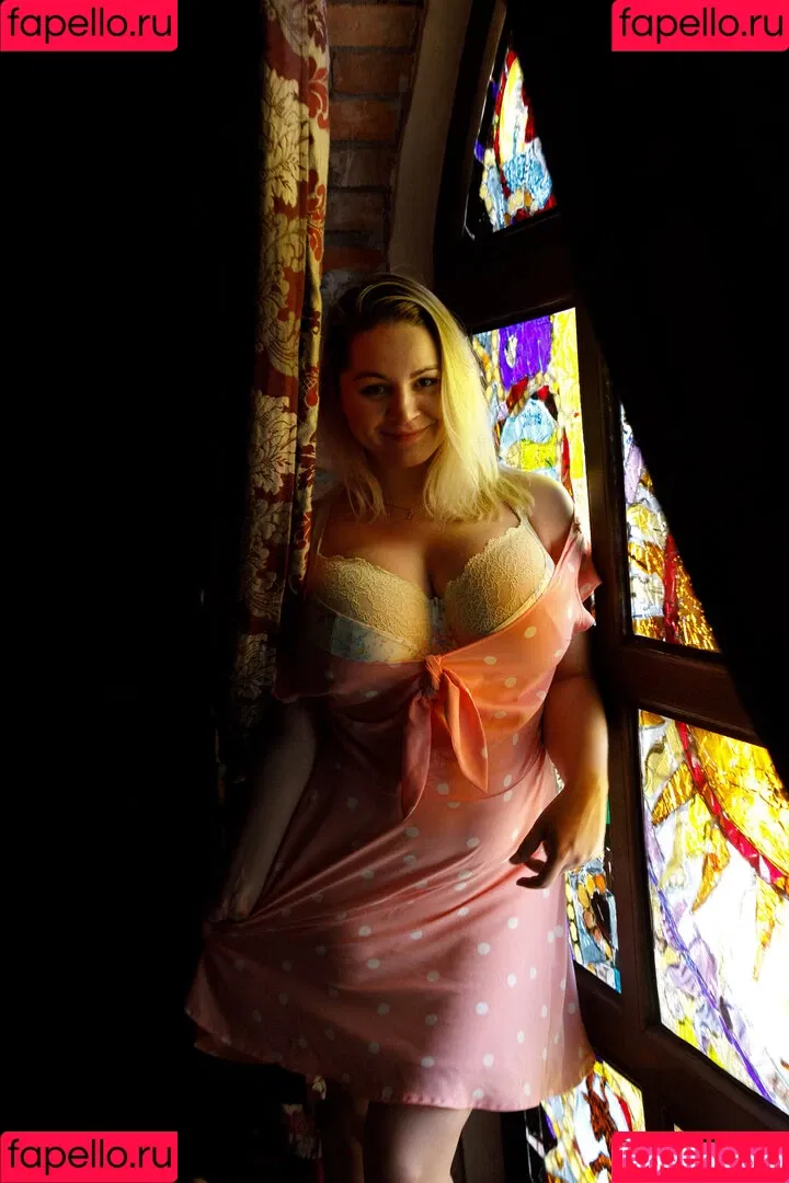 Holly Garner Onlyfans Photo Gallery 