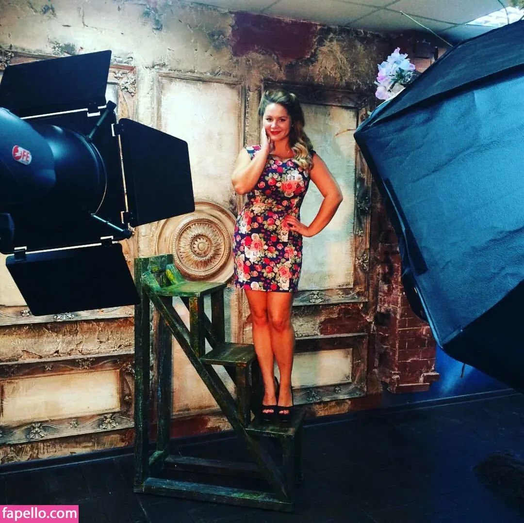 Holly Garner Onlyfans Photo Gallery 