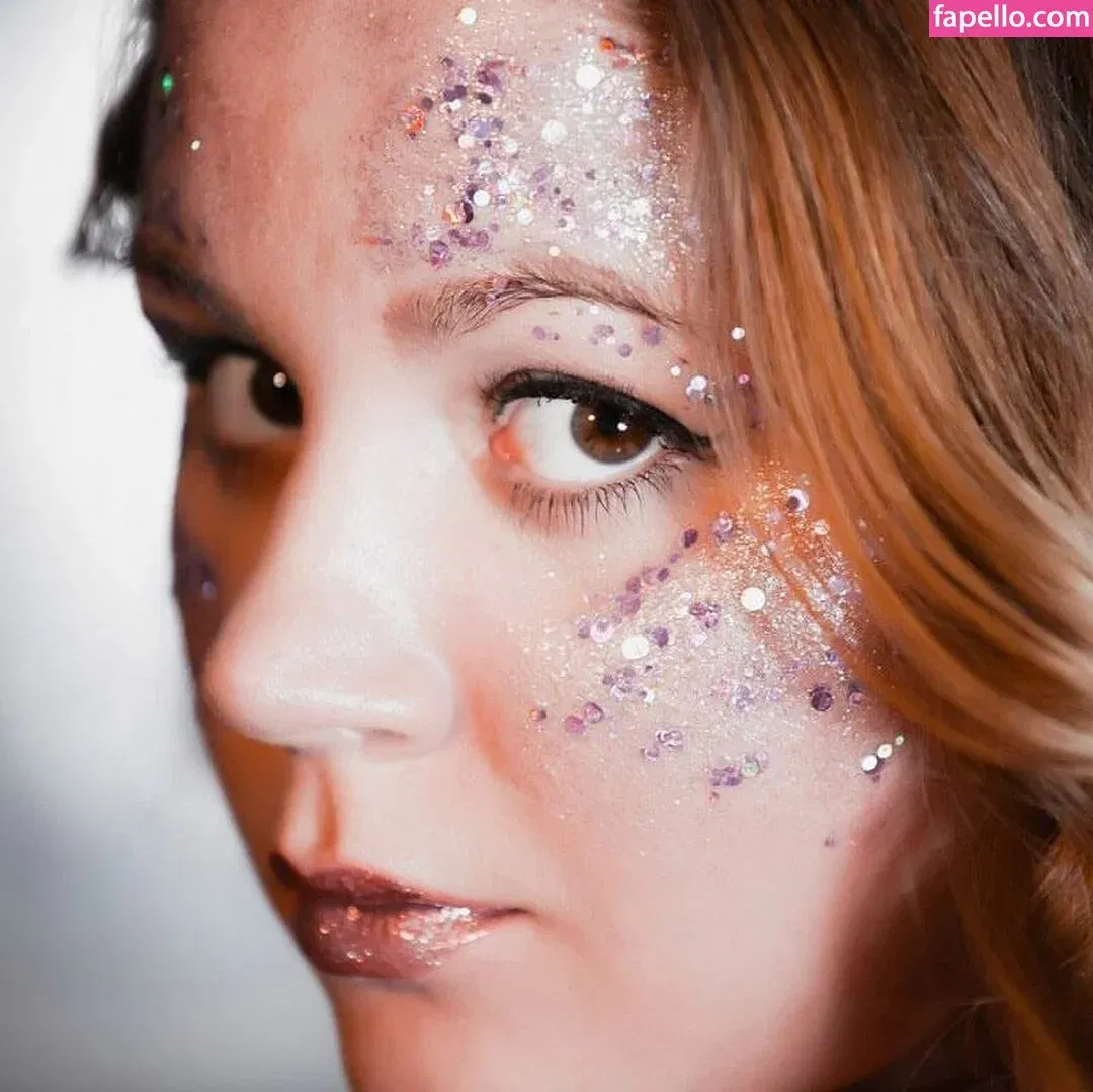 Holly Garner Onlyfans Photo Gallery 