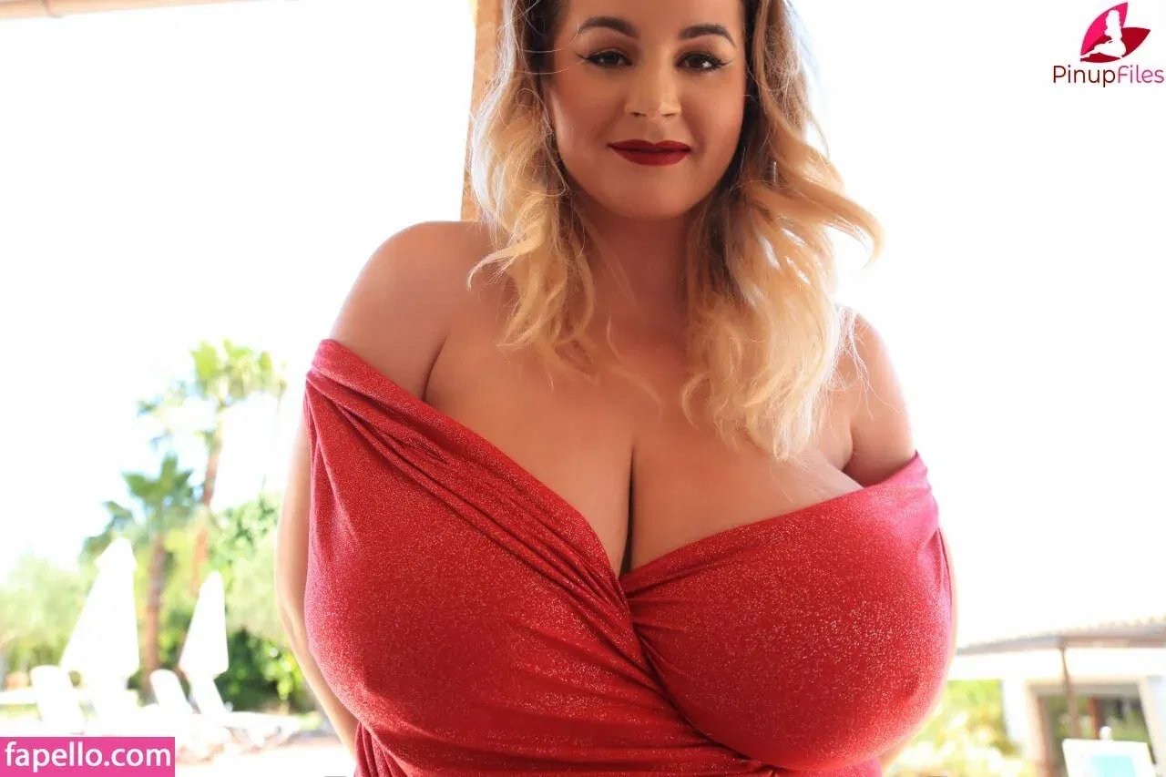 Holly Garner Onlyfans Photo Gallery 