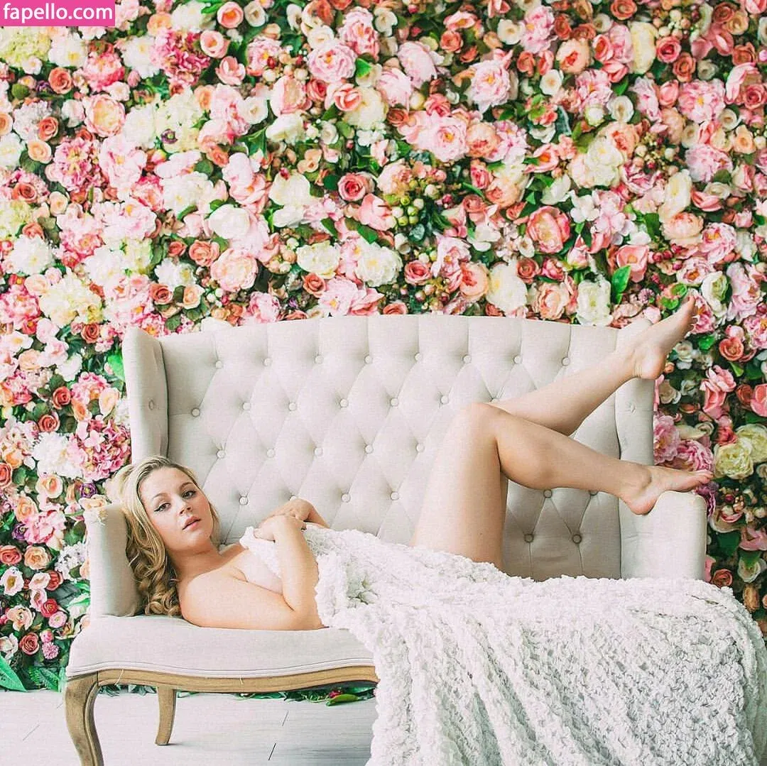 Holly Garner Onlyfans Photo Gallery 