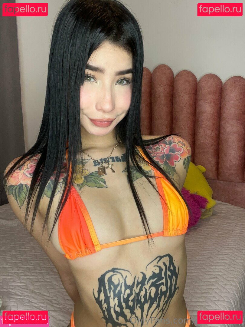 chloe.miyu Nude Onlyfans Photo 4
