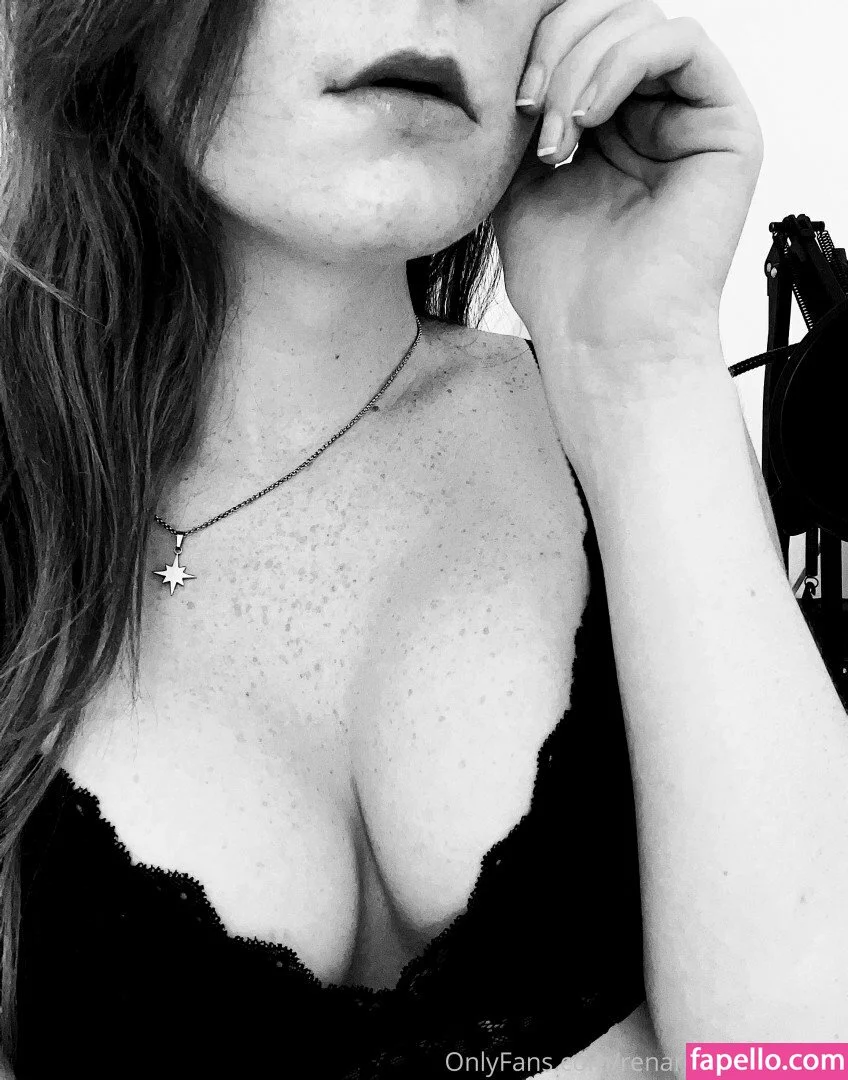 Eléna-Rose Burri Onlyfans Photo Gallery 