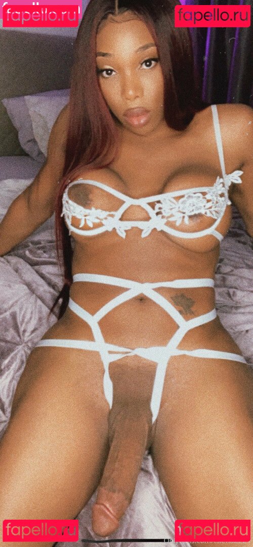 Ts Lena Nude Onlyfans Photo 17