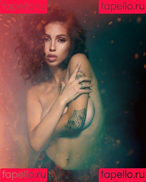 Aisultanax Onlyfans Photo Gallery 