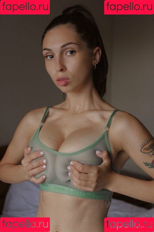 Aisultanax Onlyfans Photo Gallery 