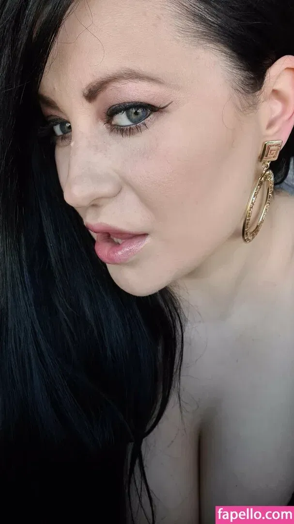 larajadedeene Onlyfans Photo Gallery 