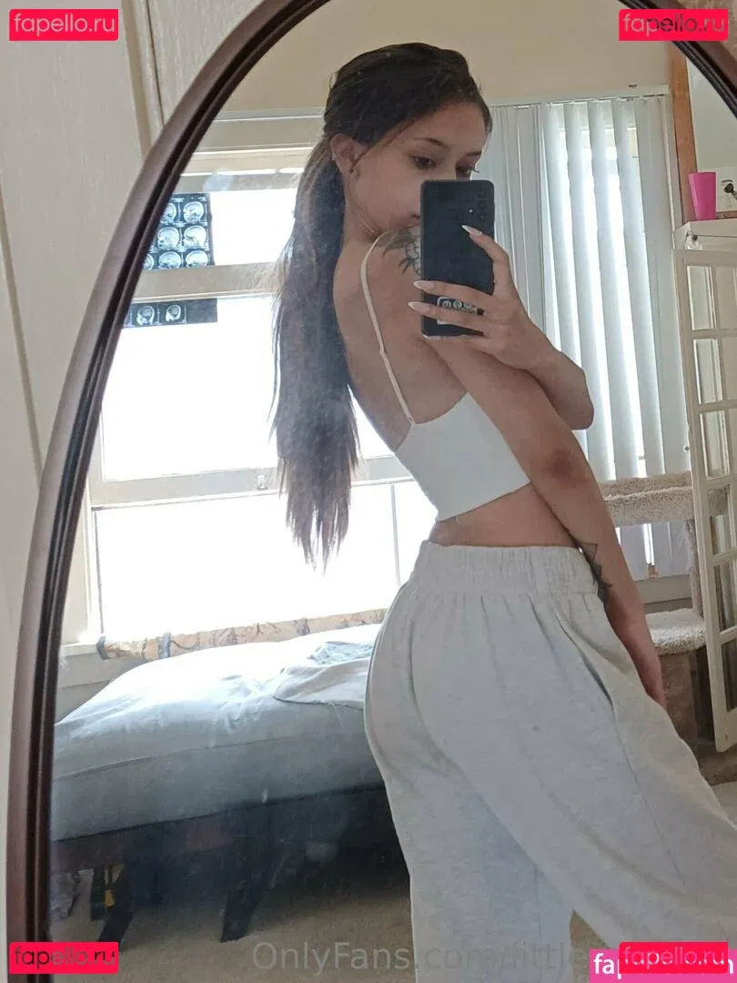 littlemia Onlyfans Photo Gallery 