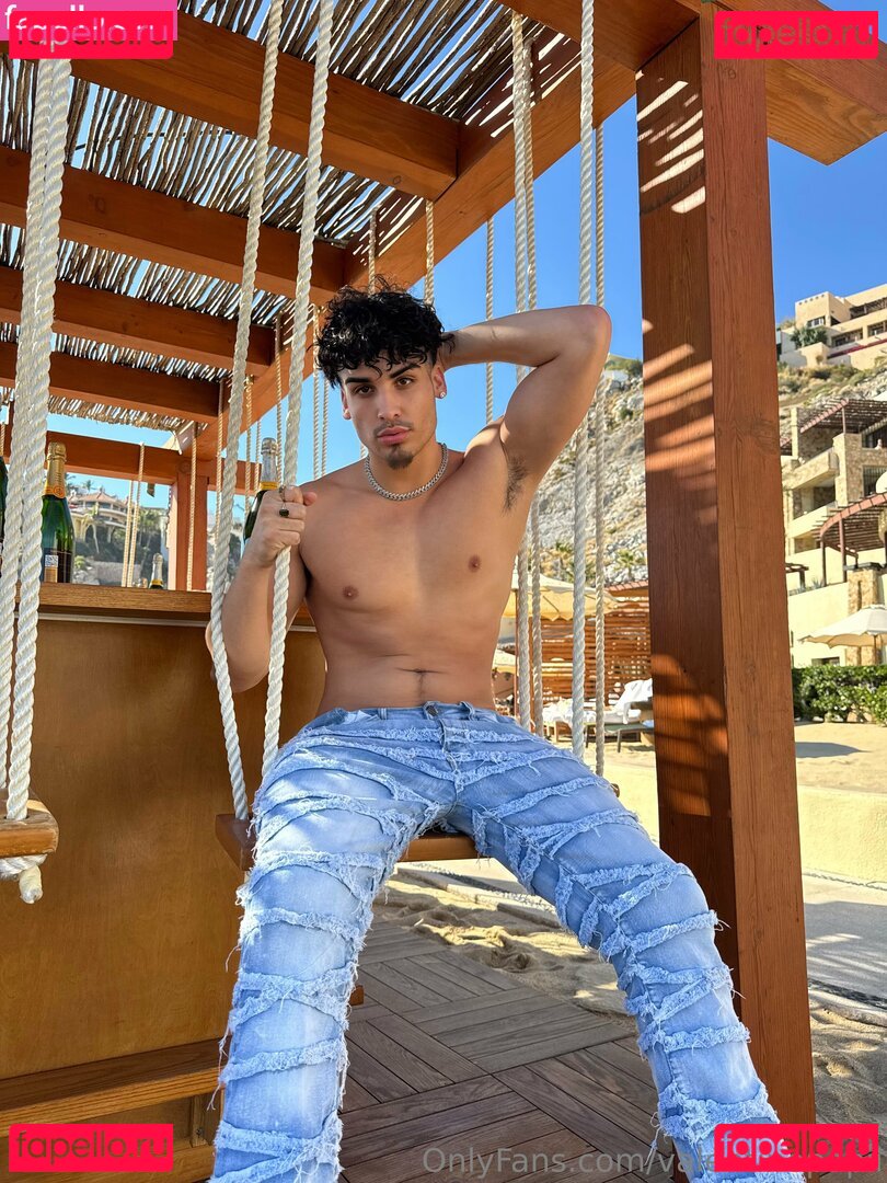 valentinopapii Nude Onlyfans Photo 42