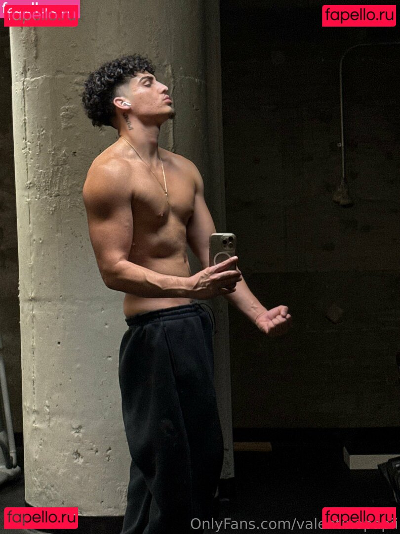 valentinopapii Nude Onlyfans Photo 36