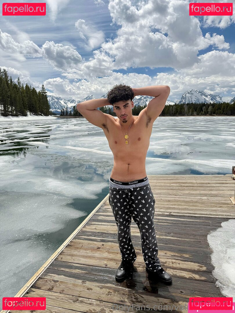 valentinopapii Nude Onlyfans Photo 26