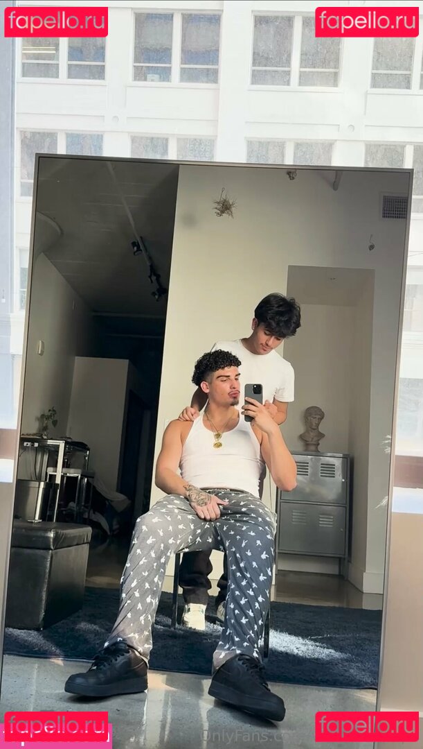 valentinopapii Nude Onlyfans Photo 20