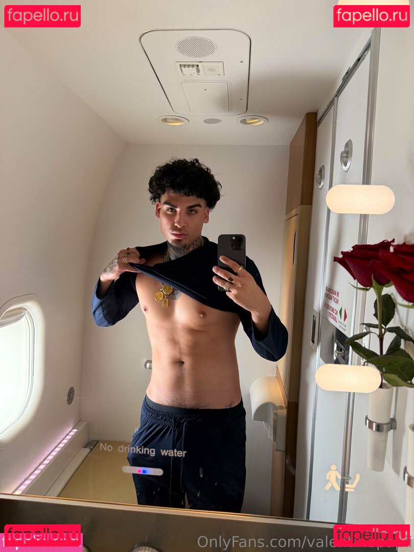 valentinopapii Nude Onlyfans Photo 4