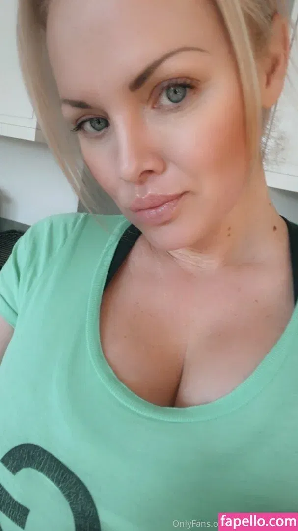frankiebabexxx Onlyfans Photo Gallery 