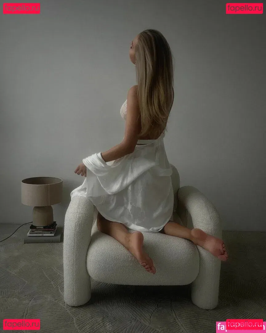 Karolina Pisarek Onlyfans Photo Gallery 